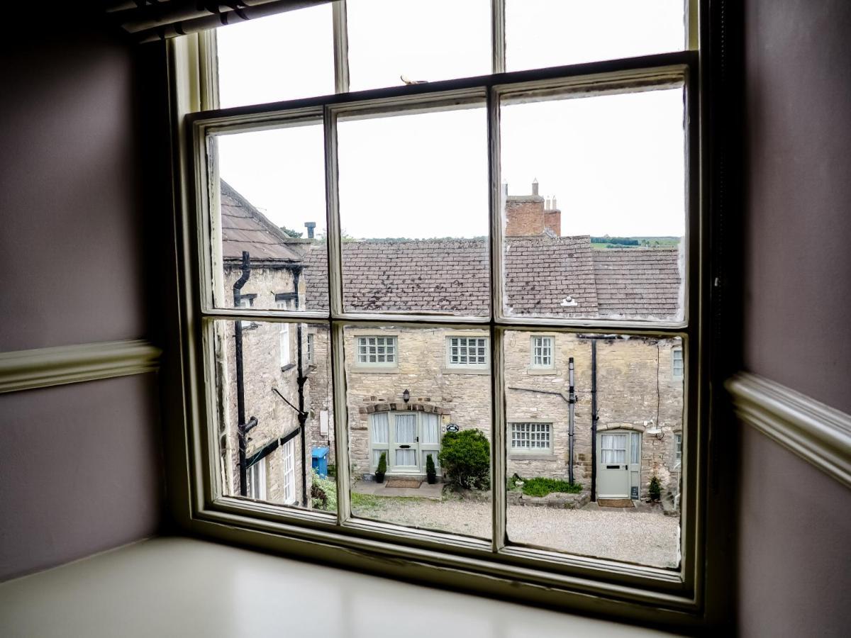 The Wensleydale Hotel Middleham Exterior foto